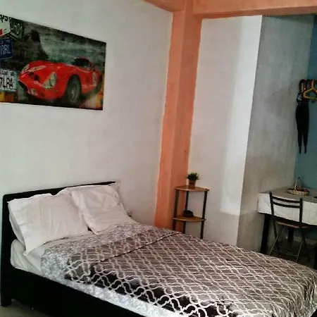Studio Near Acropolis