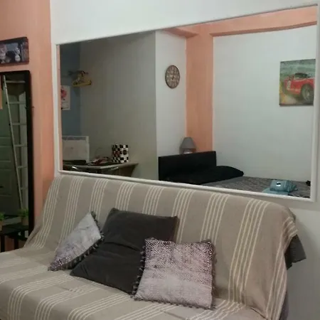 Studio Near Acropolis Apartment *